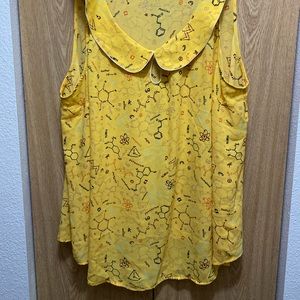 Science lover top with Peter Pan collar